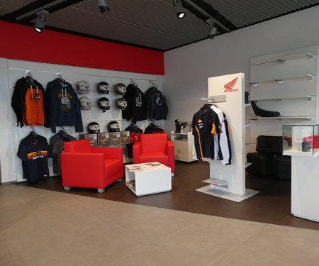 Umbau Honda-Show-Room 