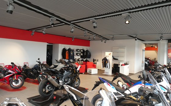 Umbau Honda-Show-Room  - Bild 8