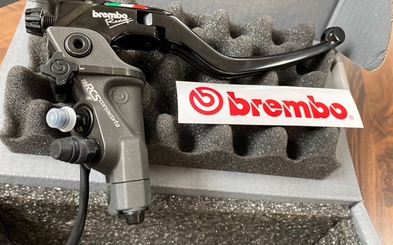 Honda CBR 1000RR-R x Martin Bauer: Die Bremsen! - Bild 3