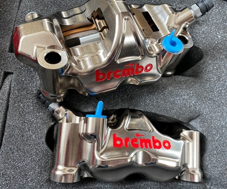 Honda CBR 1000RR-R x Martin Bauer: Die Bremsen! Honda CBR 1000RR-R x Martin Bauer: Die Bremsen!