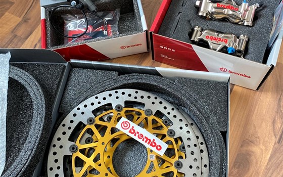 Honda CBR 1000RR-R x Martin Bauer: Die Bremsen! - Bild 2