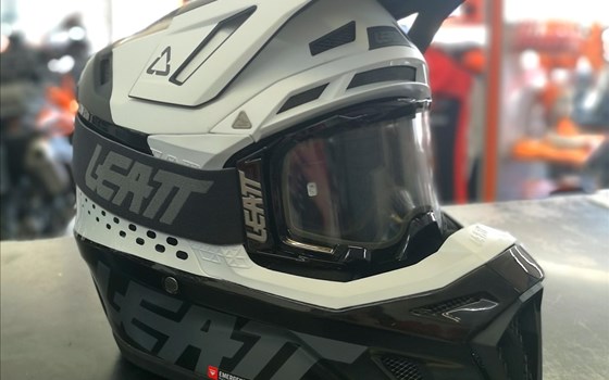 LEATT Motocrosshelm inkl. Brille !! - Bild 1