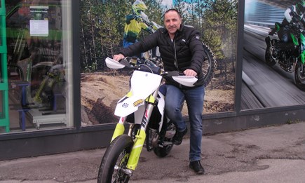 Roll out einer neuen Husqvarna FS 450 !
