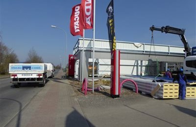 Neubau und Eröffnung