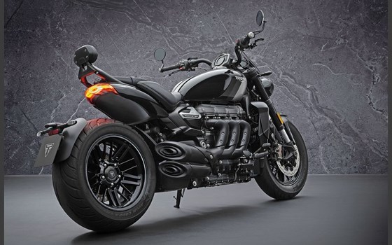 Rocket 3 GT Triple Black - Bild 9