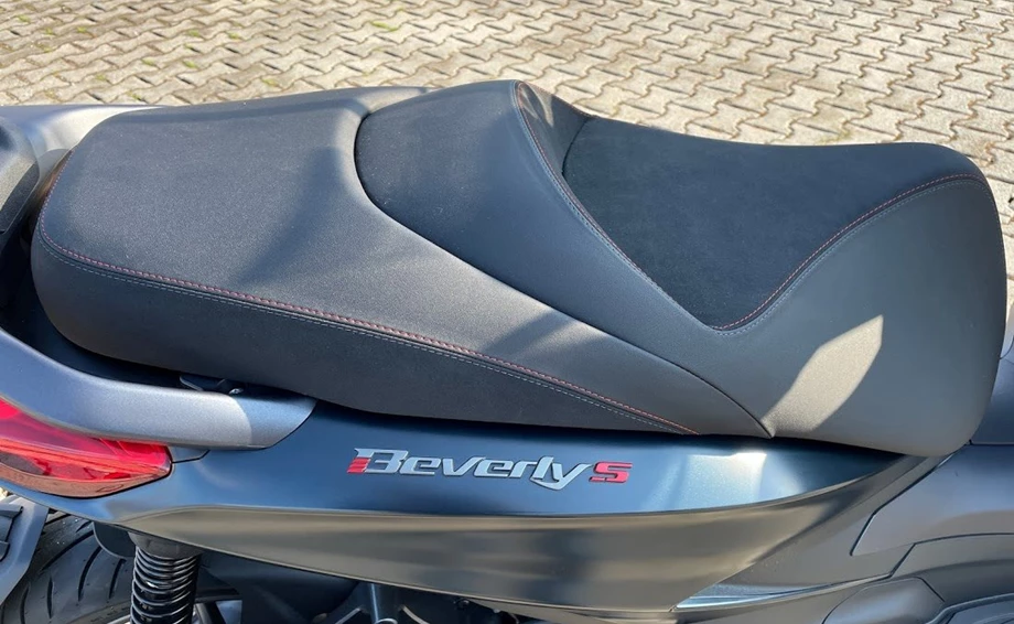 Beverly 400 Modelljahr 2021 eingetroffen Bild 4: Beverly 400 Modelljahr 2021 eingetroffen