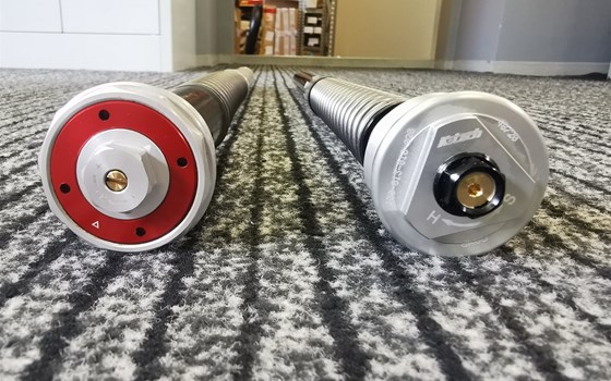 K-Tech für die Aprilia RSV4: Abseits bekannter Wege! - Bild 1 K-Tech für die Aprilia RSV4: Abseits bekannter Wege! - Bild 1