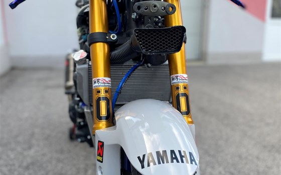 Kleine motoGP: Yamaha R3 im Renntrimm! - Bild 3
