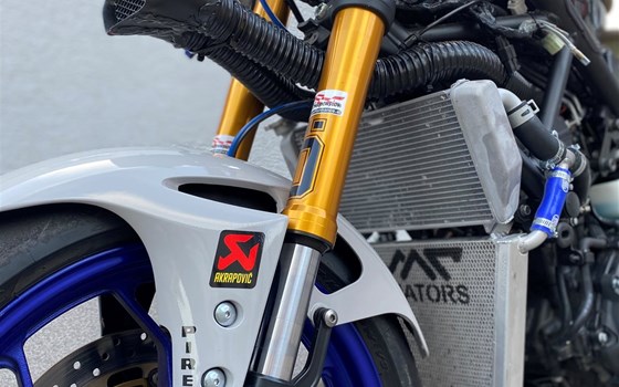 Kleine motoGP: Yamaha R3 im Renntrimm! - Bild 9