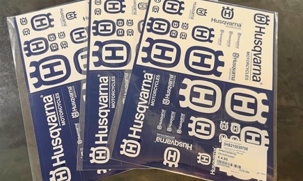 Husqvarna Sticker jetzt erhältlich !!