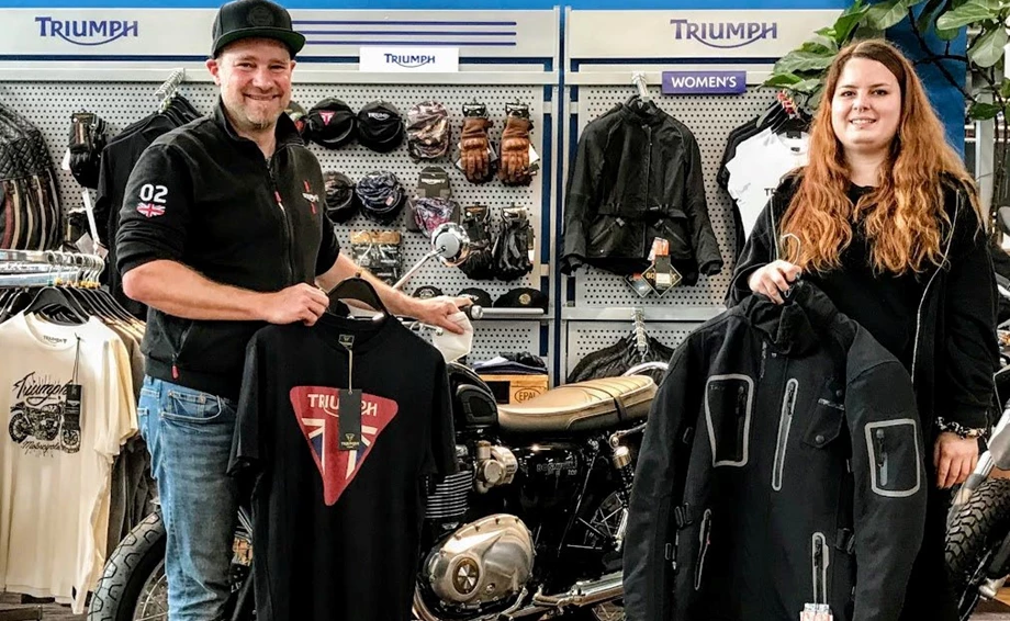 FELLOWS RIDE - MIT OFFENEM VISIER FÜR DEPRESSIONSHILFEE Bild 3: FELLOWS RIDE - MIT OFFENEM VISIER FÜR DEPRESSIONSHILFEE