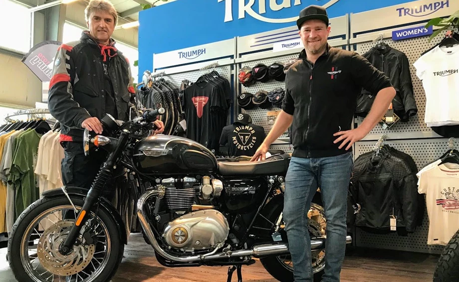 FELLOWS RIDE - MIT OFFENEM VISIER FÜR DEPRESSIONSHILFEE Bild 2: FELLOWS RIDE - MIT OFFENEM VISIER FÜR DEPRESSIONSHILFEE