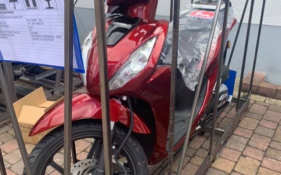 Neue Lieferung! Mit dabei der Honda SH 125 Mode - Bild 5 Neue Lieferung! Mit dabei der Honda SH 125 Mode - Bild 5