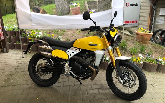 Fantic Caballero 500 Scrambler in der wunderschönen Sommerfarbe gelb! - Bild 1