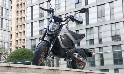 Tromox Elektro Mini Bike Motorrad 45 kmh