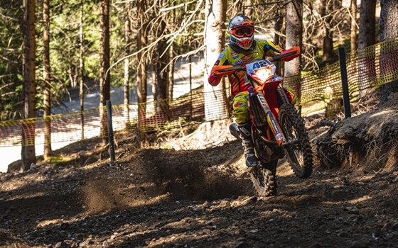 Walzer Teamfahrer gewinnen ALLE drei Klassen des Auftaktrennens zur österreichischen Enduro Staatsmeisterschaft in Guttaring! - Bild 10