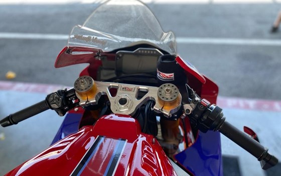 Slovakia-Ring 1000PS Trackdays: Heiße Runden auf den Honda CBR 1000RR-R! - Bild 9 Slovakia-Ring 1000PS Trackdays: Heiße Runden auf den Honda CBR 1000RR-R! - Bild 9