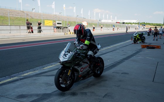 Die Hitzeschlacht beim Festival Italia - Bild 1