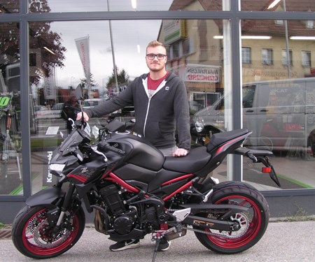 Übergabe eine Z 900!