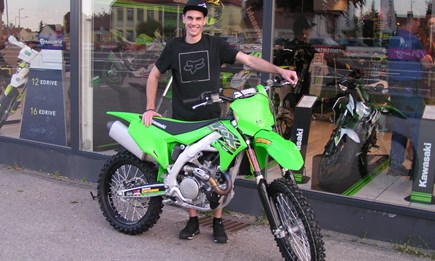 KX 450 bereit für die MX-Strecken !!
