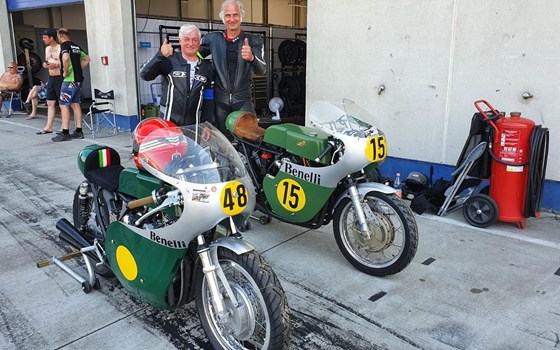 Platz 2 beim Langstreckenrennen in Oschersleben - Bild 2