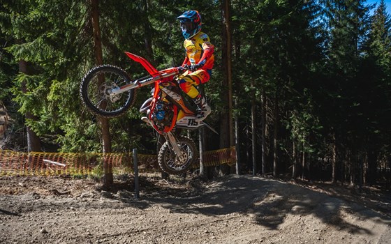 Höchst erfolgreiches Wochenende für die WALZER Armada! - Bild 9