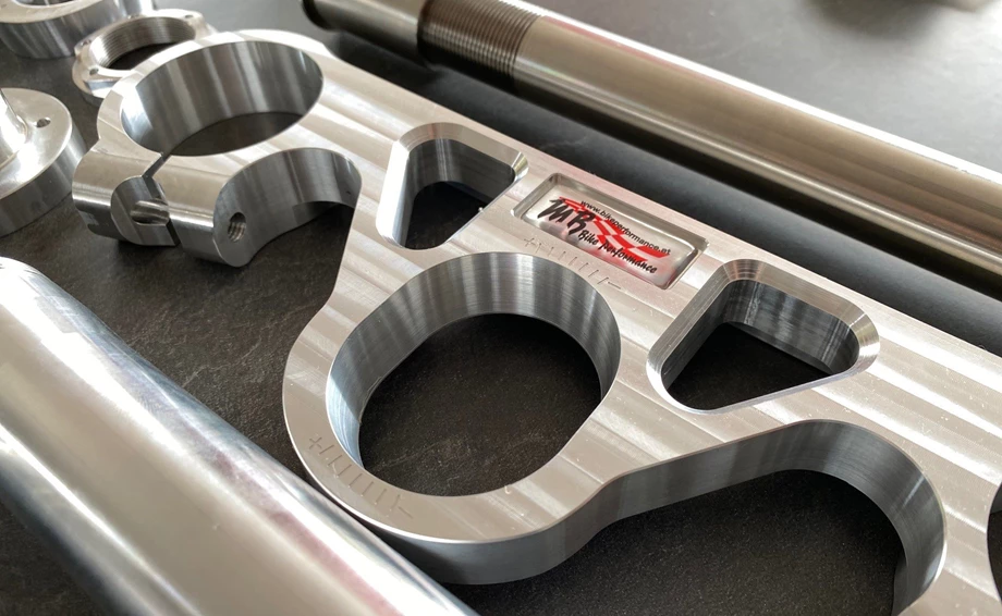 Die Details zum Gabelbrückenprojekt Honda CBR 1000RR-R! Bild 6: Die Details zum Gabelbrückenprojekt Honda CBR 1000RR-R!