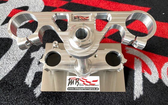 Die Details zum Gabelbrückenprojekt Honda CBR 1000RR-R! - Bild 2