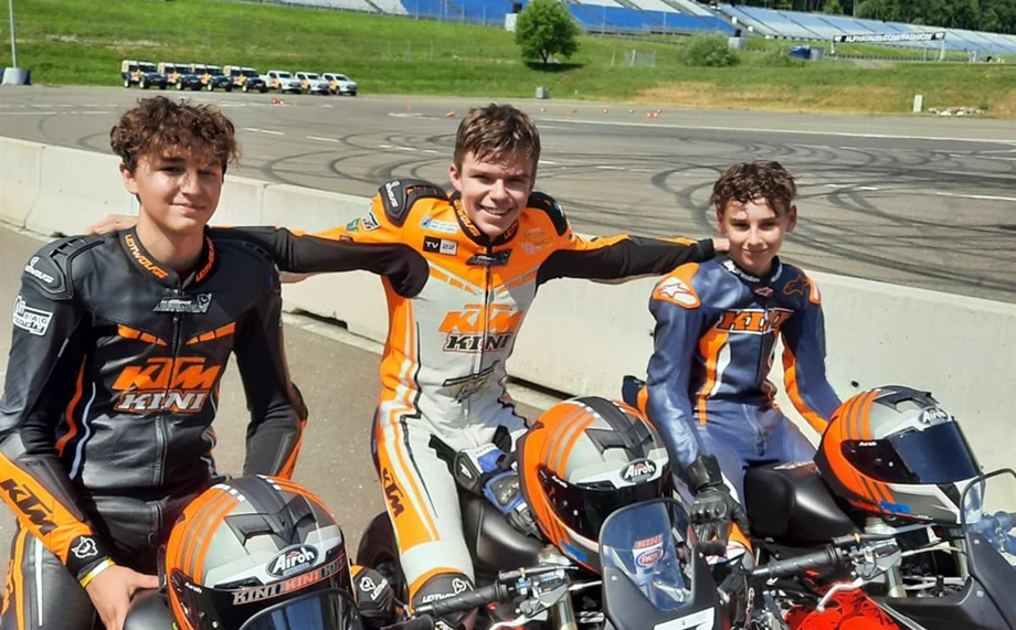 KINI Road Racing Team Bild 6: KINI Road Racing Team