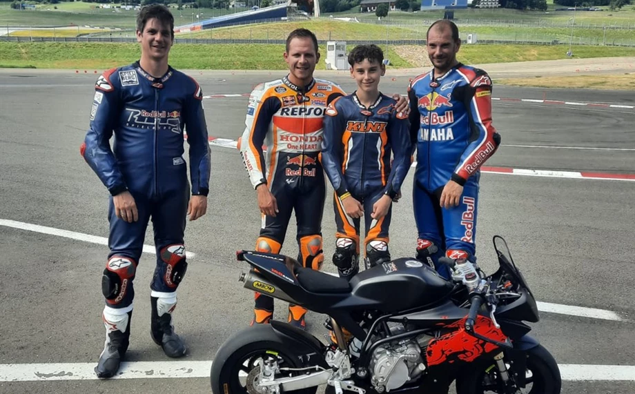 KINI Road Racing Team Bild 3: KINI Road Racing Team