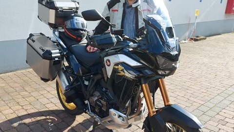 AfricaTwin Adventure Sports 2021 mit 60-Jahre  Zubehöraktion