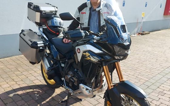 AfricaTwin Adventure Sports 2021 mit 60-Jahre  Zubehöraktion - Bild 1