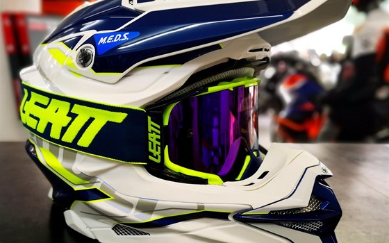 SHOEI MOTOCROSSHELM NEU EINGETROFFEN !  - Bild 1