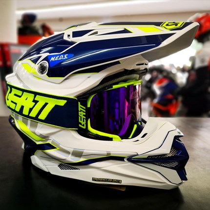 SHOEI MOTOCROSSHELM NEU EINGETROFFEN !  
Shoei, Leatt, Scorpion, KTM Motocrosshelme uvm. bei uns erhältlich ! Weiter >>