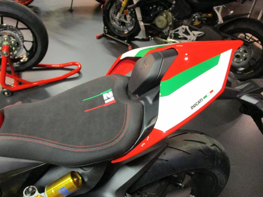 JETZT NEU !  -  Ducati Panigale V2 Bayliss Edition Bild 11: JETZT NEU !  -  Ducati Panigale V2 Bayliss Edition