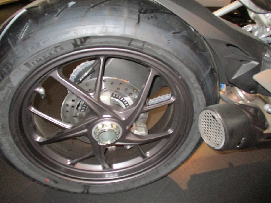 JETZT NEU !  -  Ducati Panigale V2 Bayliss Edition Bild 23: JETZT NEU !  -  Ducati Panigale V2 Bayliss Edition