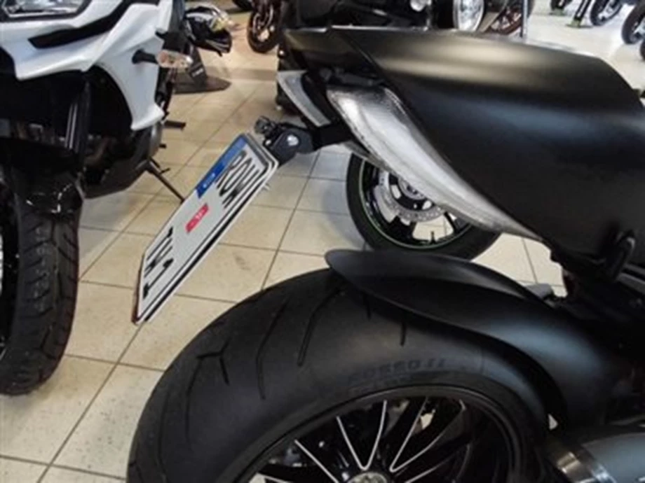 Heckumbauten - Umbau Ducati Diavel Bild 6: Heckumbauten - Umbau Ducati Diavel