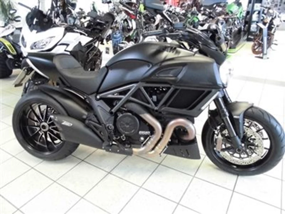 Heckumbauten - Umbau Ducati Diavel Bild 7: Heckumbauten - Umbau Ducati Diavel