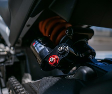 Aprilia RS 660 Tune Up Video: No Pain´s Waffe im Detail! Aprilia RS 660 Tune Up Video: No Pain´s Waffe im Detail!