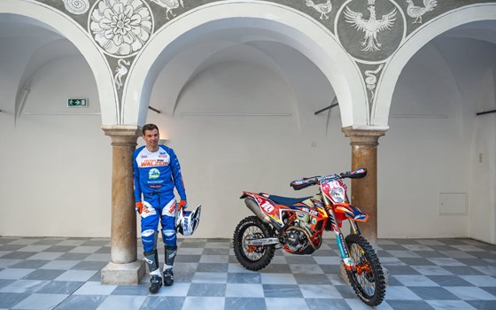 Die WALZER Teamfahrer führen nach wie vor in allen Klassen der Enduro ÖM! - Bild 1 Die WALZER Teamfahrer führen nach wie vor in allen Klassen der Enduro ÖM! - Bild 1