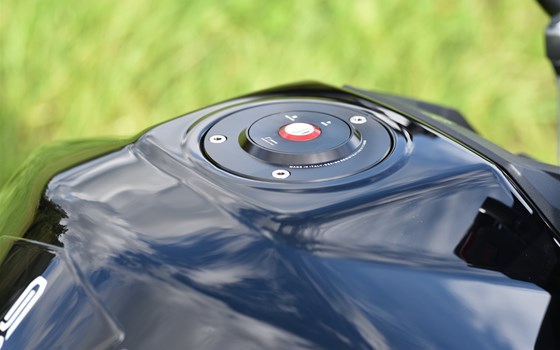 GSX-S 1000 - die Erste ist eingetroffen!!! - Bild 11 GSX-S 1000 - die Erste ist eingetroffen!!! - Bild 11