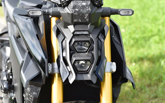 GSX-S 1000 - die Erste ist eingetroffen!!! - Bild 4 GSX-S 1000 - die Erste ist eingetroffen!!! - Bild 4