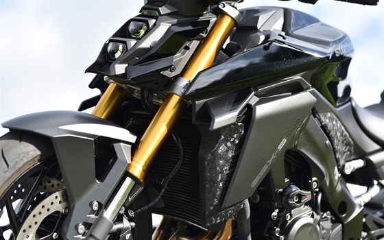 GSX-S 1000 - die Erste ist eingetroffen!!! - Bild 6 GSX-S 1000 - die Erste ist eingetroffen!!! - Bild 6