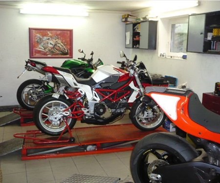 Das ATT-Team sucht für sofort Verstärkung in der Werkstatt-Annahme sowie Verkauf