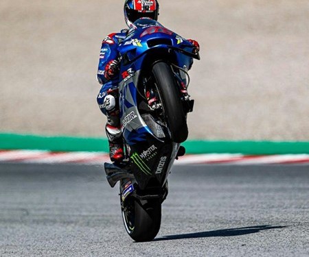 Suzuki auf dem Weg ins Paradies von Silverstone Suzuki auf dem Weg ins Paradies von Silverstone