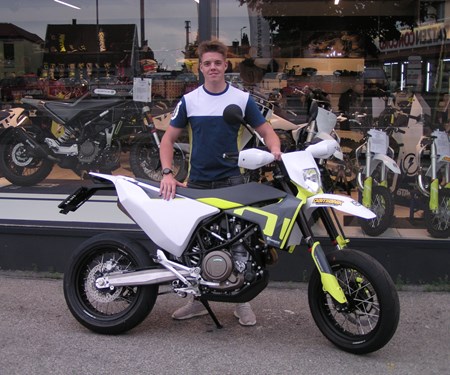 Ein echter Biker freut sich mehr auf den Saisonstart, als auf seinen Geburtstag. Ein echter Biker freut sich mehr auf den Saisonstart, als auf seinen Geburtstag.