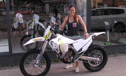 Endurofahren ist viel zu schön, um es allein den Männern zu überlassen