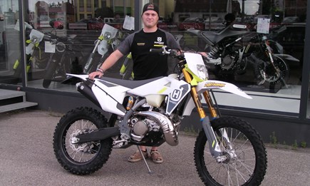 Eine sehr edle Husqvarna TE 300i/2022 ist startklar!