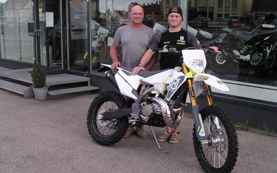 Eine sehr edle Husqvarna TE 300i/2022 ist startklar! - Bild 2