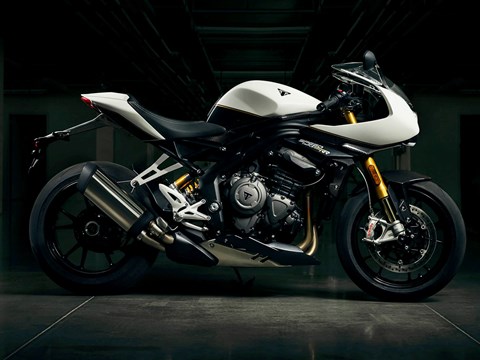 Triumph Speed Triple 1200 RR